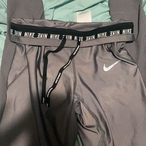 Nike leggings